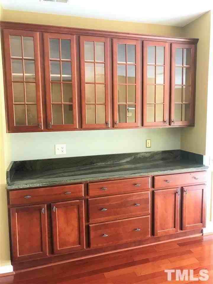 213 Broadgait Brae Rd - Photo 4 of 18