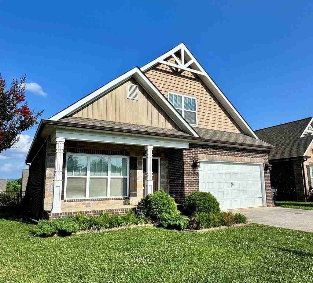 1135 Cross Pointe Dr - Photo 2 of 30