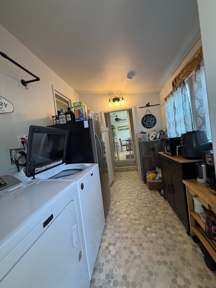 3314 Dillon Ave #1 - Photo 6 of 12