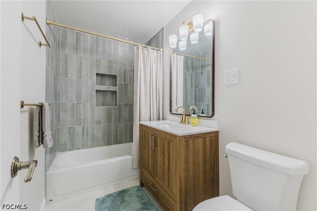 1310 La Faunce Way - Photo 5 of 40