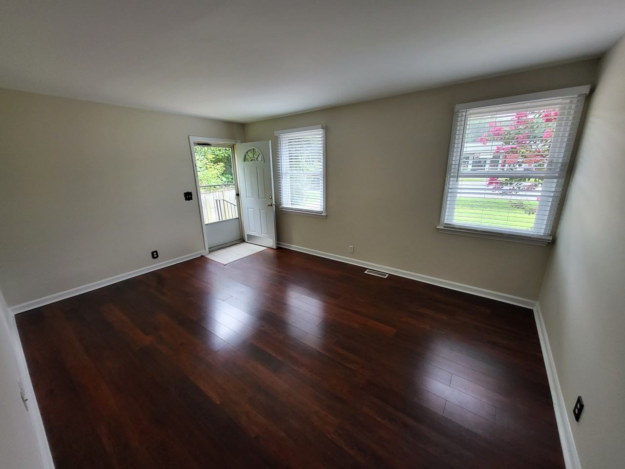 4336B Saundersville Rd #B - Photo 2 of 14