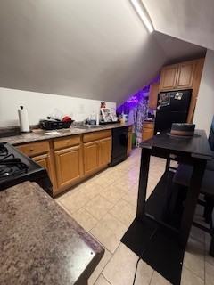 123 E 6th St #3 - Photo 4 of 14
