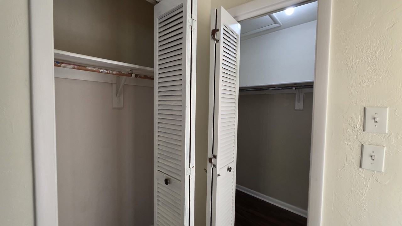 1624 Sw 77th Ter #1 - Photo 7 of 23