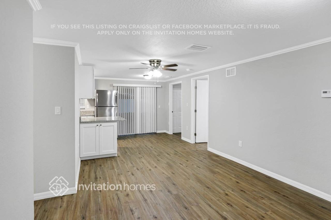 431 Floridana Dr - Photo 4 of 28