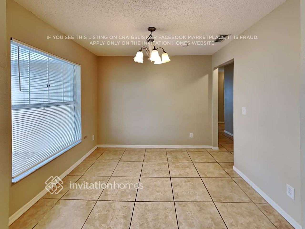 453 Peace Ct - Photo 7 of 22