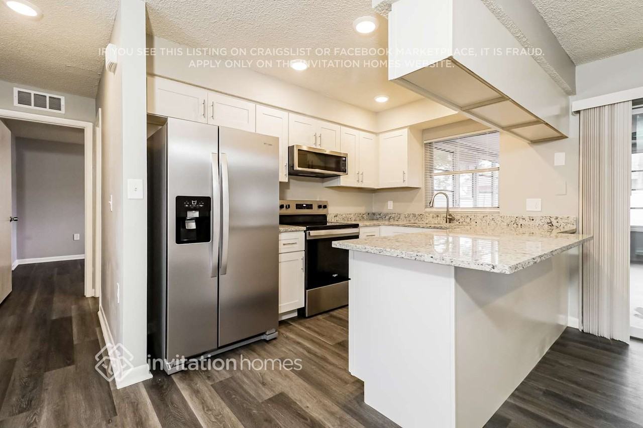 4349 Black Fox Dr - Photo 6 of 17