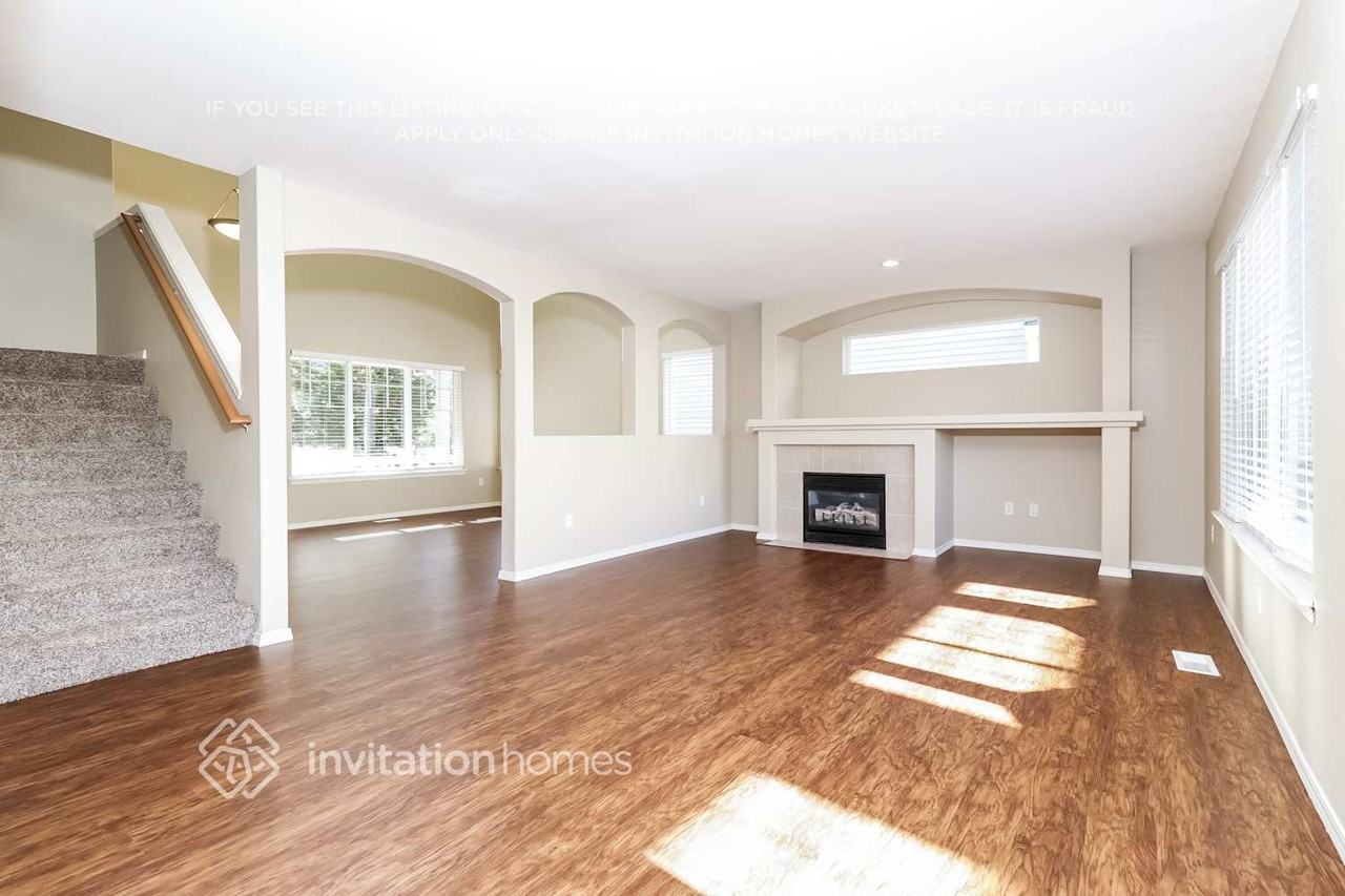 12710 119th Avenue Ct E - Photo 5 of 20