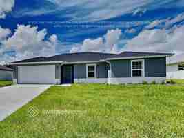 featured image of 628 Ne Juanita Ct