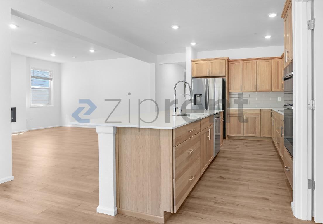 139th St E - Photo 6 of 27
