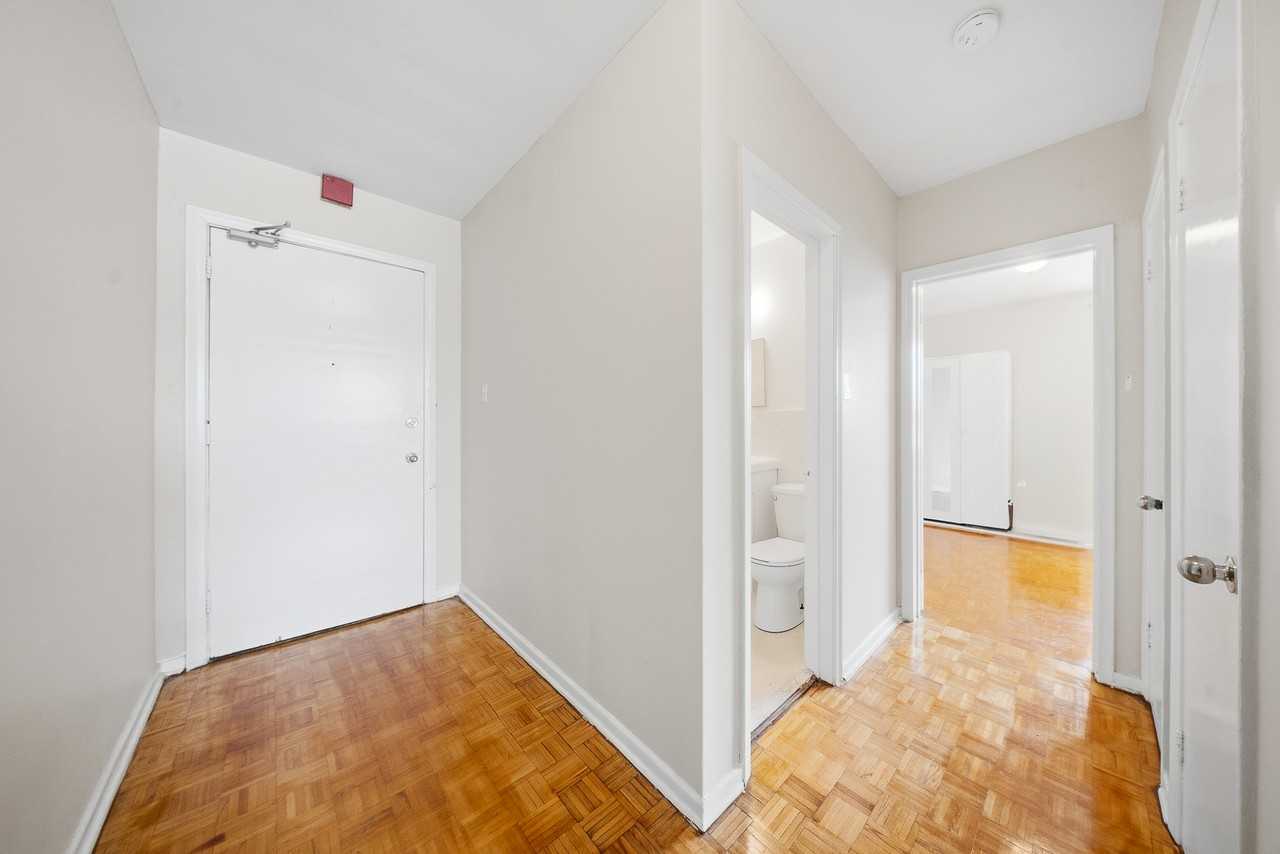 1617 Victoria Park Avenue - Photo 5 of 9