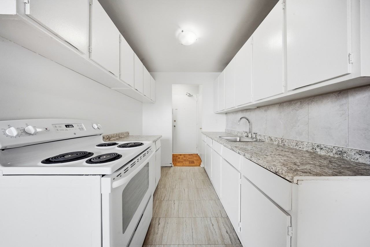2275 Victoria Park Avenue - Photo 3 of 15