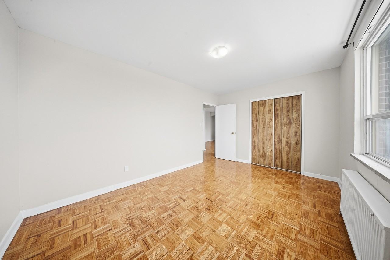 2275 Victoria Park Avenue - Photo 7 of 15