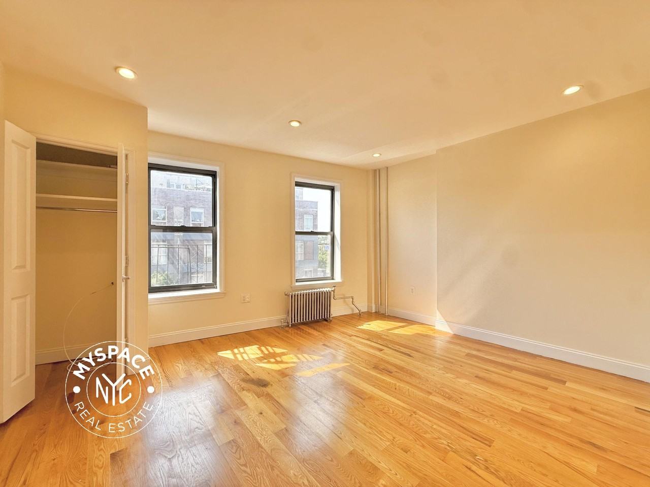 30 Rogers Ave #3D