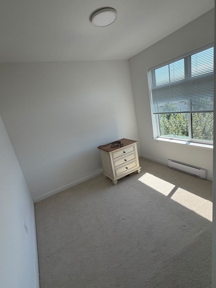 15255 Sitka Dr - Photo 4 of 19