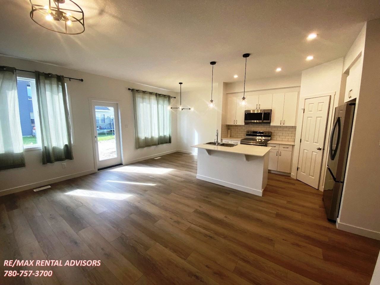1412 14 St Nw - Photo 6 of 23