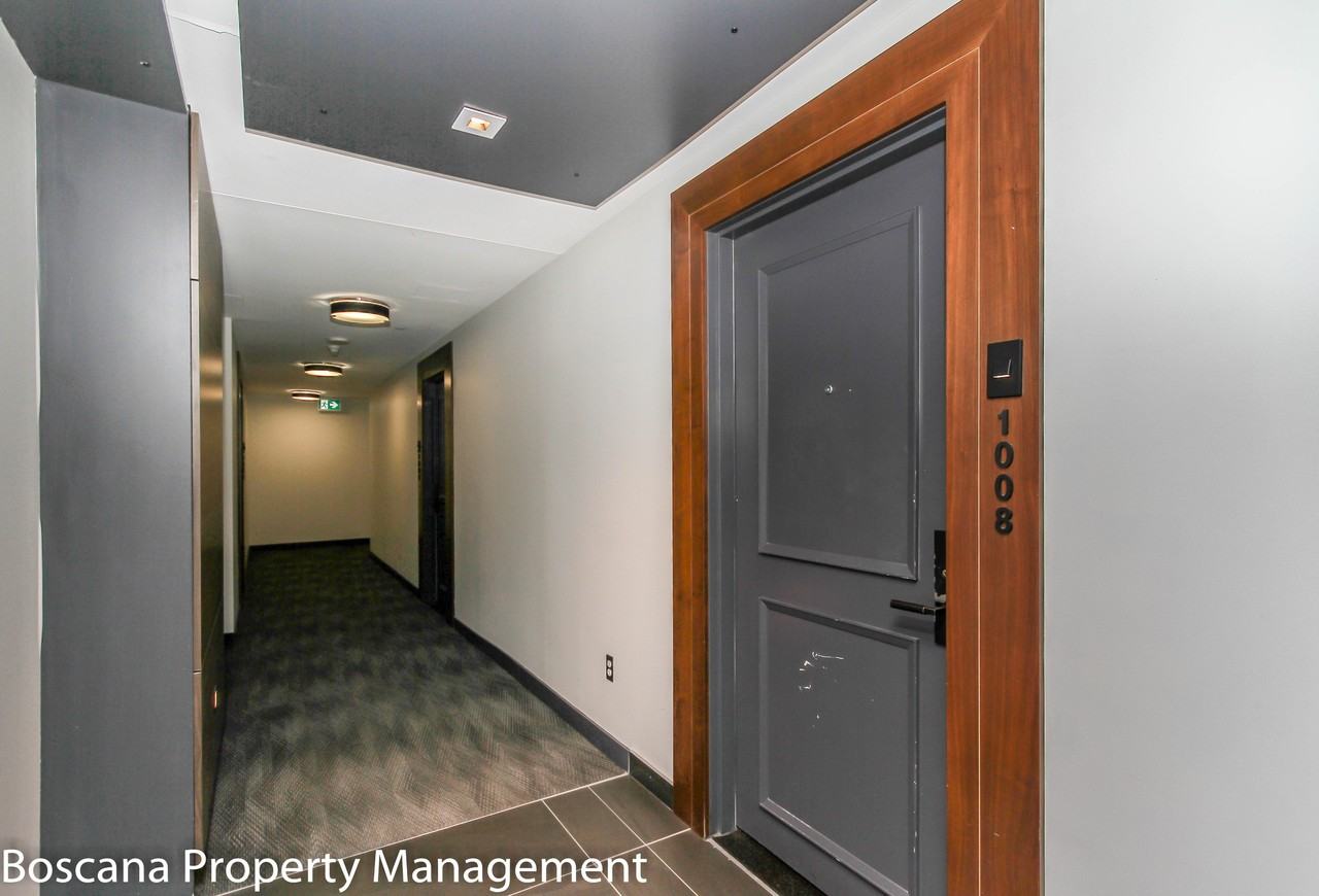 255 Bay St - Photo 5 of 27