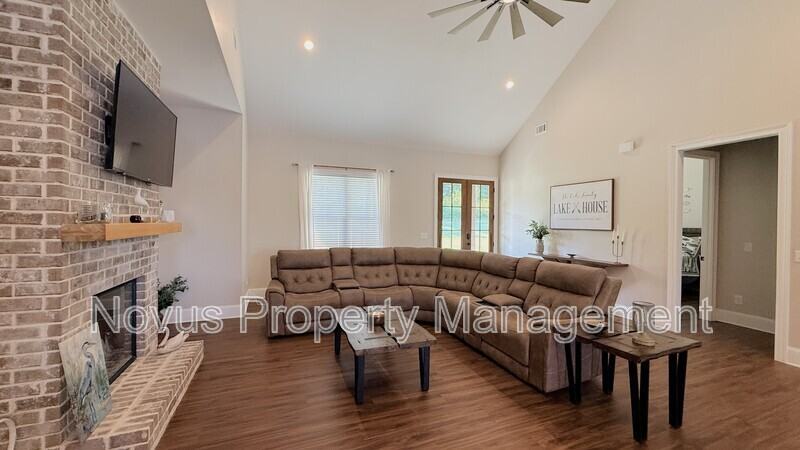 19 Paschal St - Photo 2 of 24