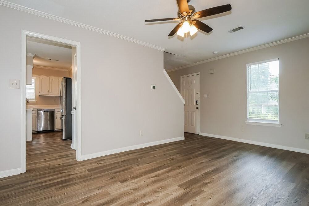 8419 Duval Ave - Photo 6 of 17