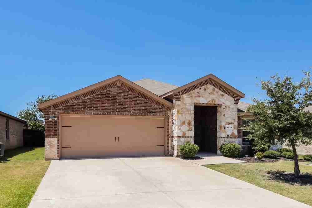 2618 Saldana Dr - Photo 3 of 16