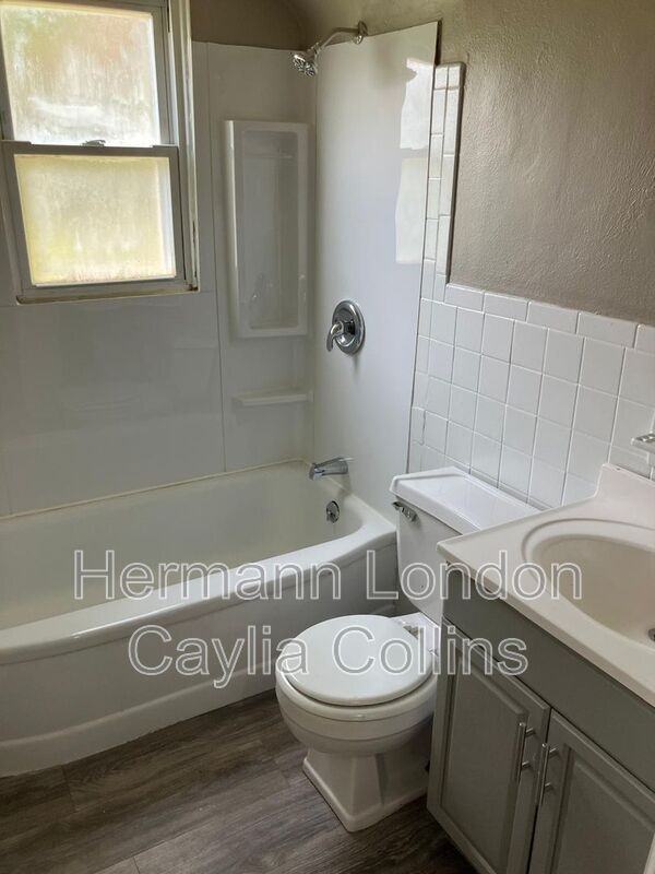 9859 Vickie Pl - Photo 5 of 19