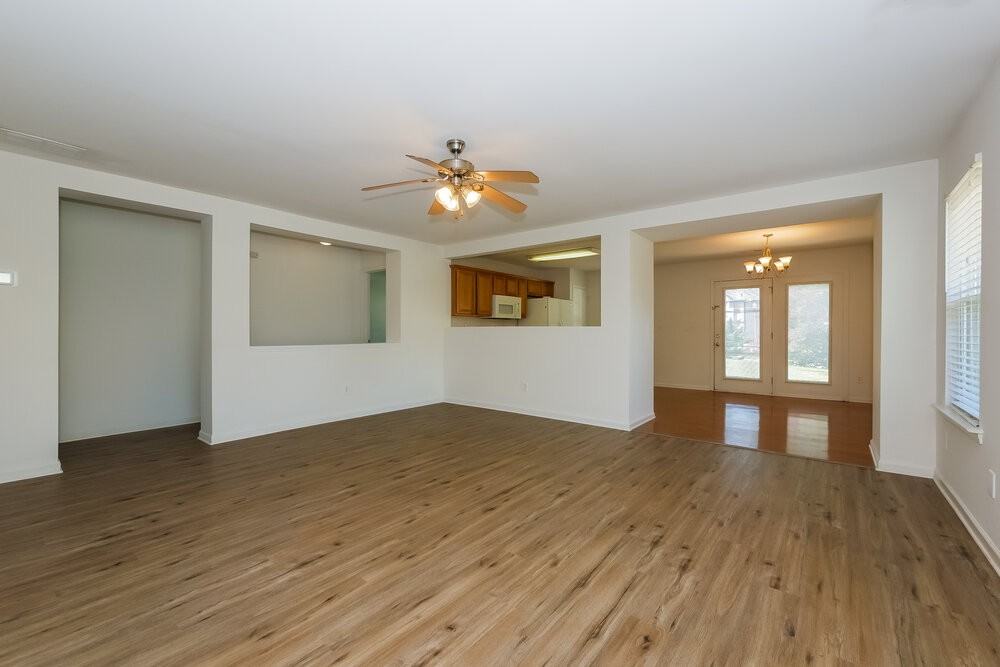 154 Paxton Pl - Photo 5 of 17