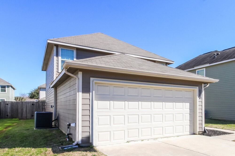 21110 Sugar Orchard Ln - Photo 5 of 17