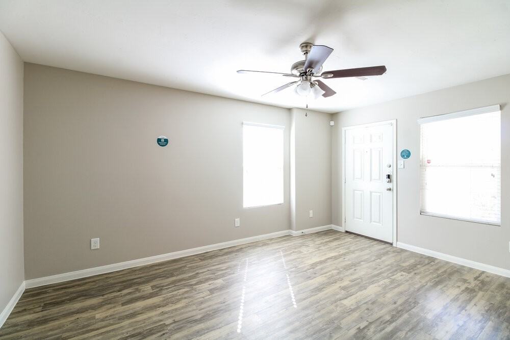 21110 Sugar Orchard Ln - Photo 6 of 17