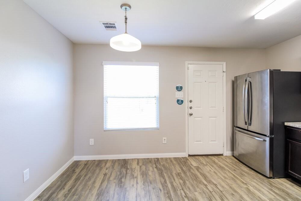 21110 Sugar Orchard Ln - Photo 7 of 17