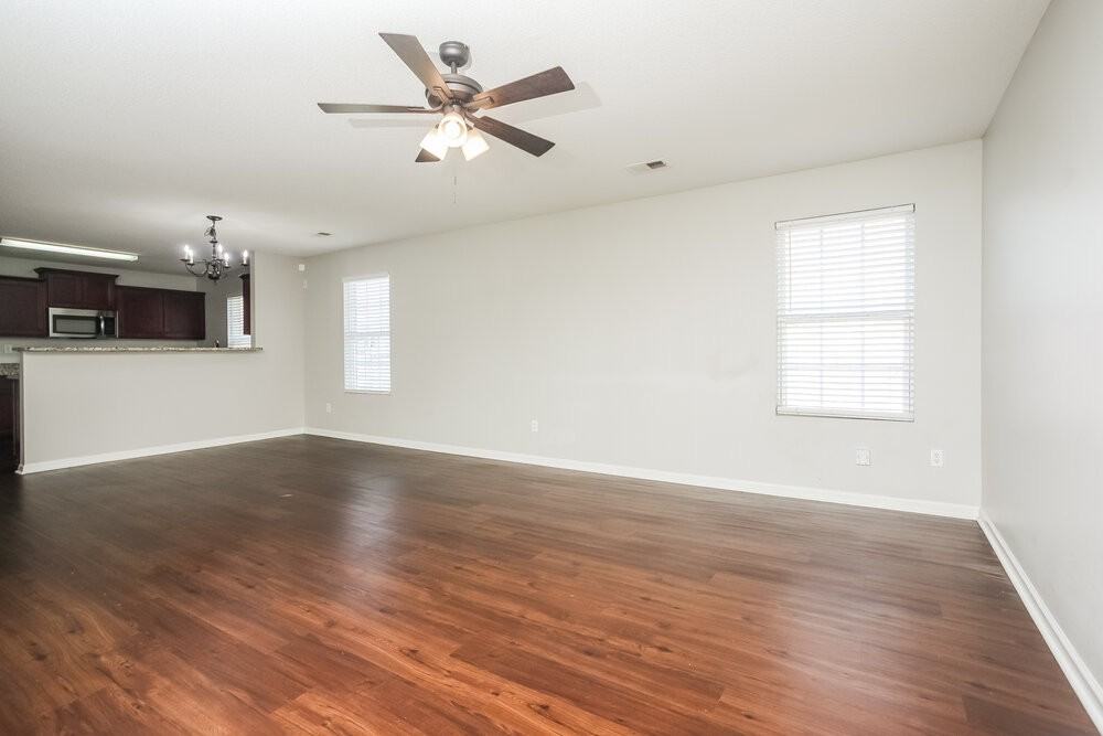 4613 Sweet Whisper Ln - Photo 4 of 16