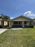 featured image of 202 W Belmar St