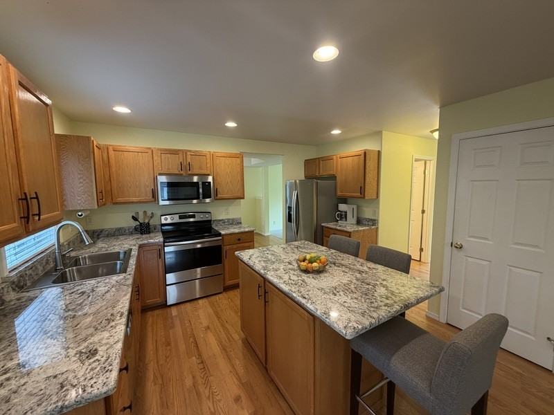 7850 Ne 148th St - Photo 4 of 13
