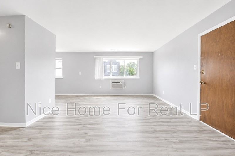 2602 N Jefferson St #B29 - Photo 4 of 9