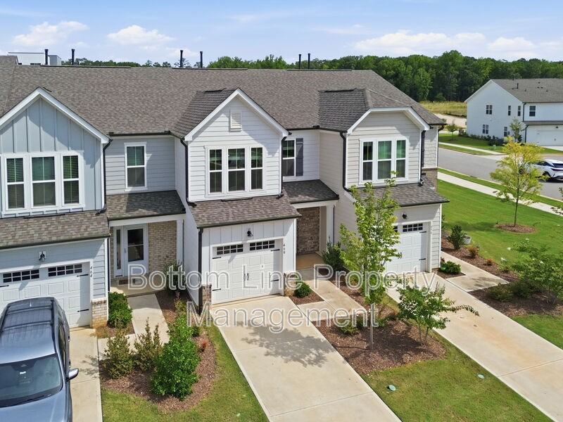 460 Glen Clova Dr - Photo 2 of 37