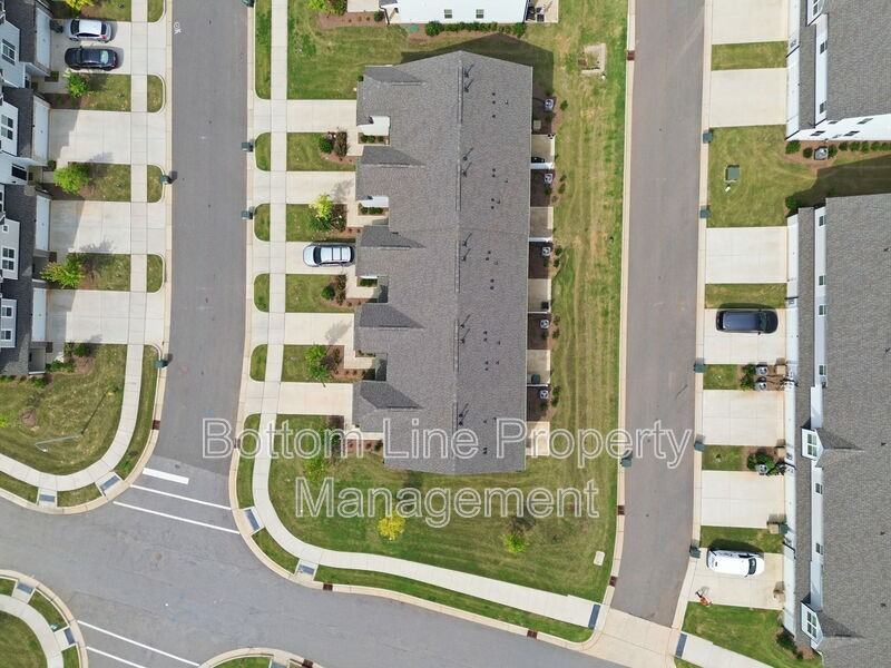 460 Glen Clova Dr - Photo 4 of 37