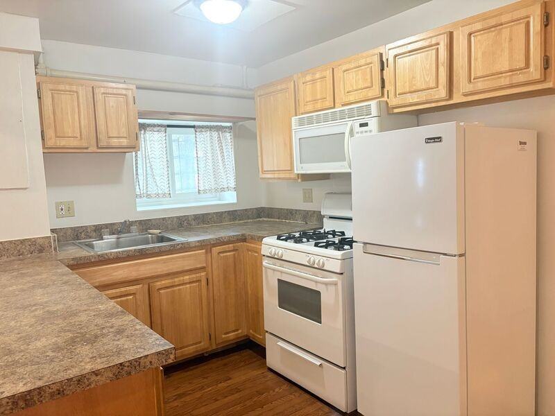 3043 Gilman Ter - Photo 2 of 9