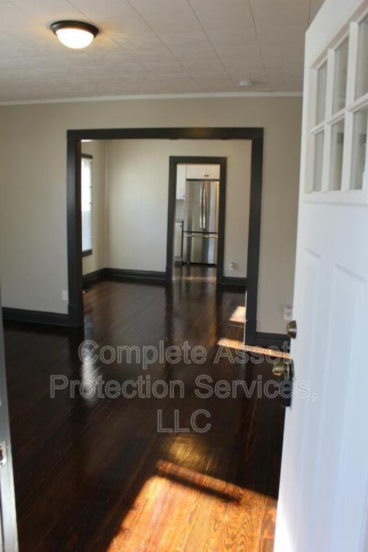 6752 Woodmar Ave - Photo 5 of 15