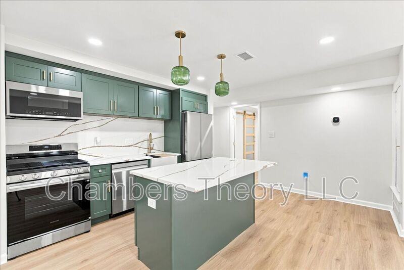118 Haycock Rd #A3 - Photo 5 of 18