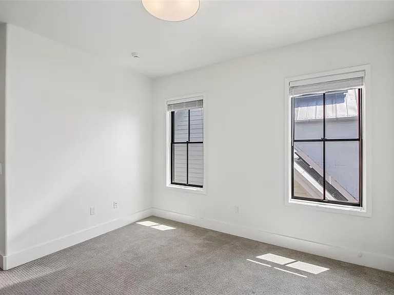 1803 Oso Avenue - Photo 5 of 10