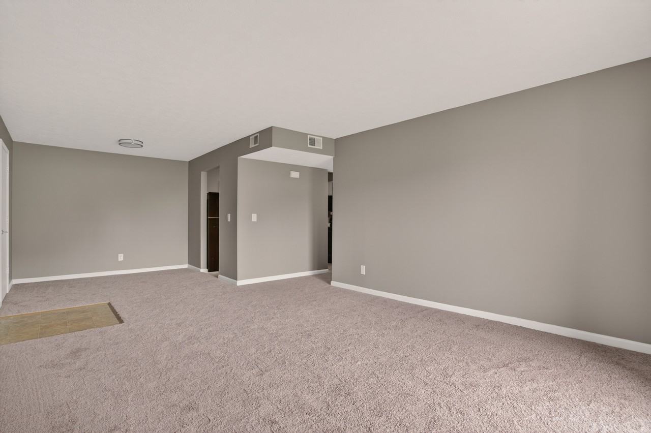 Ashby Apartments - Photo 3 of 15