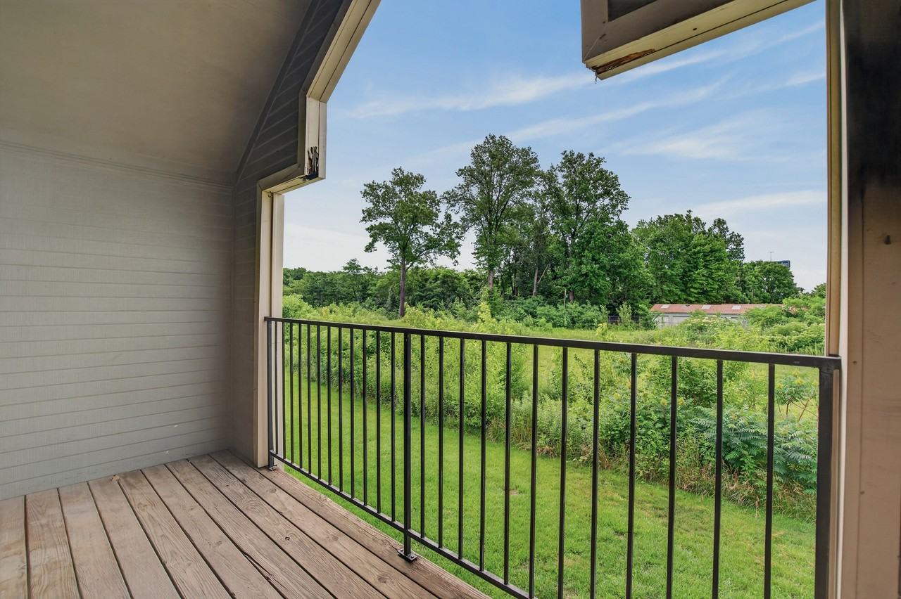 Ashby Apartments - Photo 4 of 15