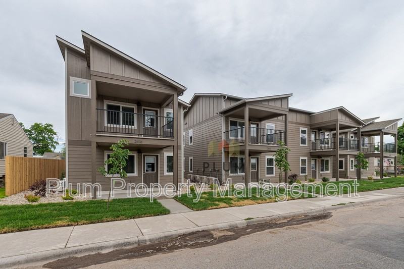 2414 Mcdonald Ave #102
