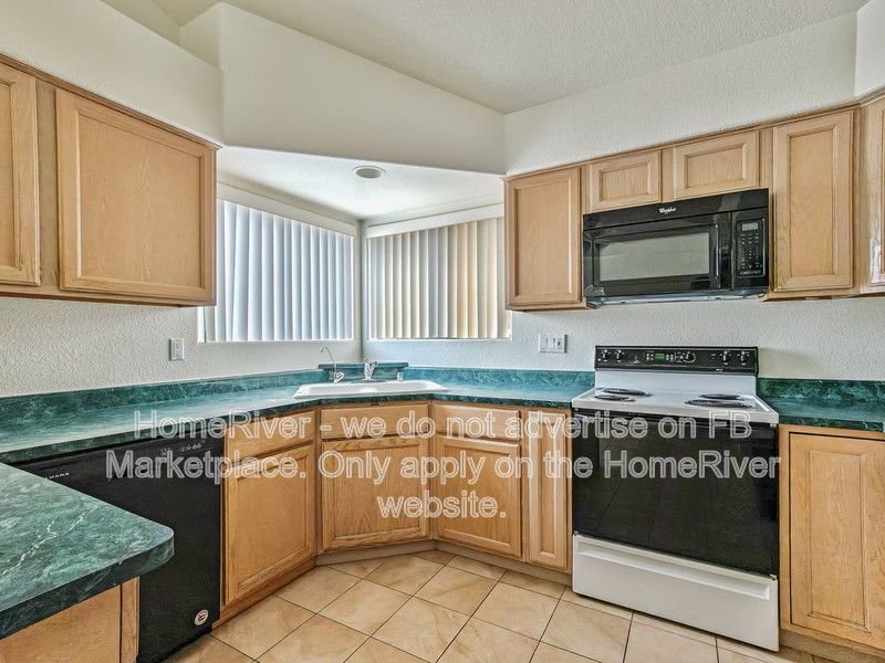 2760 Inca Dr - Photo 7 of 20