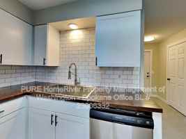 featured image of 1527 W 6th Ave #3