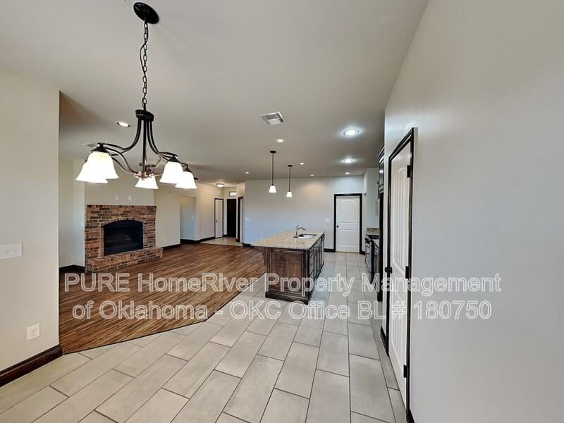 9004 Arman Dr - Photo 4 of 28