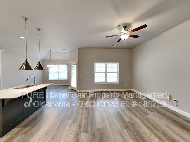 8705 Yassir Blvd - Photo 3 of 26