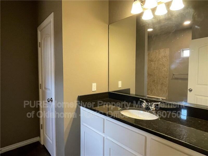 1002 Sw 91st St - Photo 7 of 8