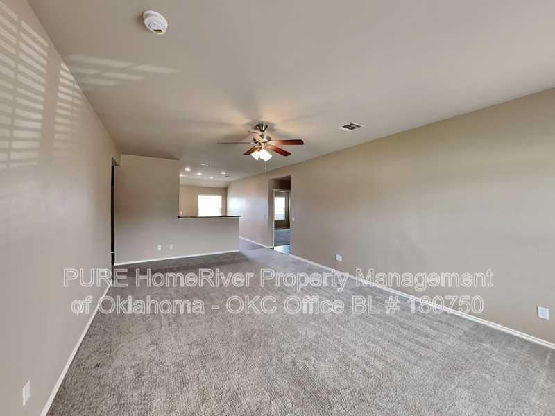 11817 Nw 134th St - Photo 2 of 23