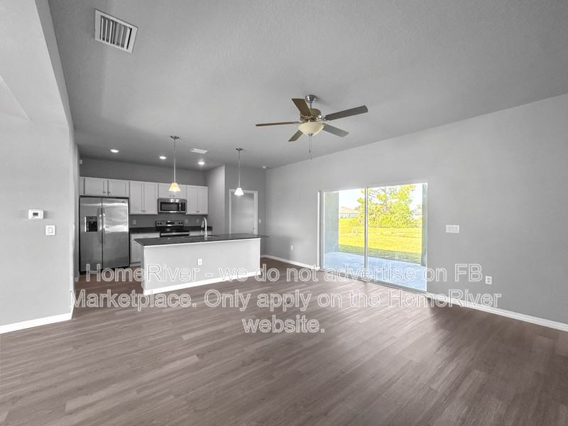 1128 Nw 20th Pl - Photo 3 of 24