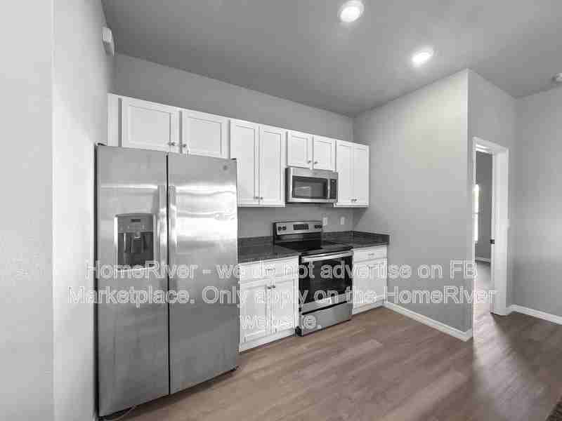1128 Nw 20th Pl - Photo 6 of 24