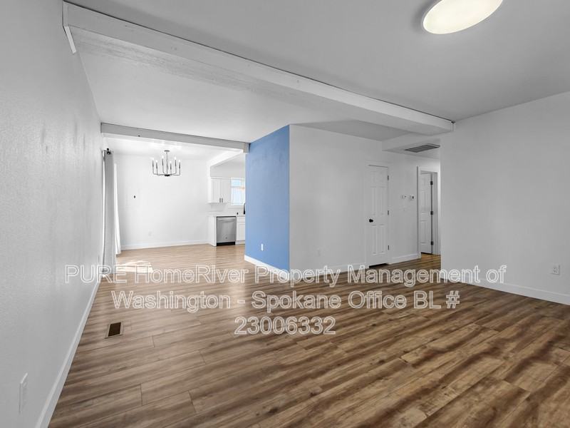 1202 S Russell St - Photo 6 of 21